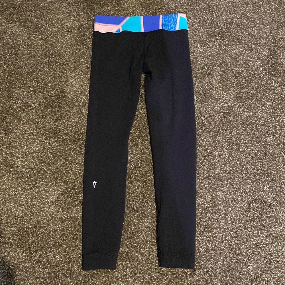 Ivivva leggings. Size 10. Black